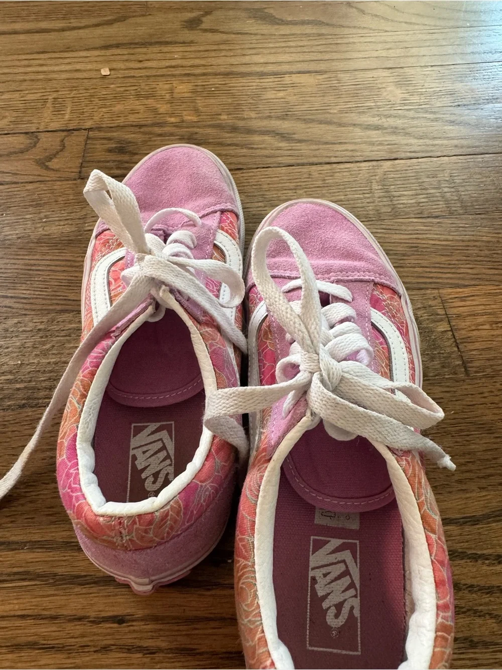 Vans Pink and White Floral Low-Top Sneakers